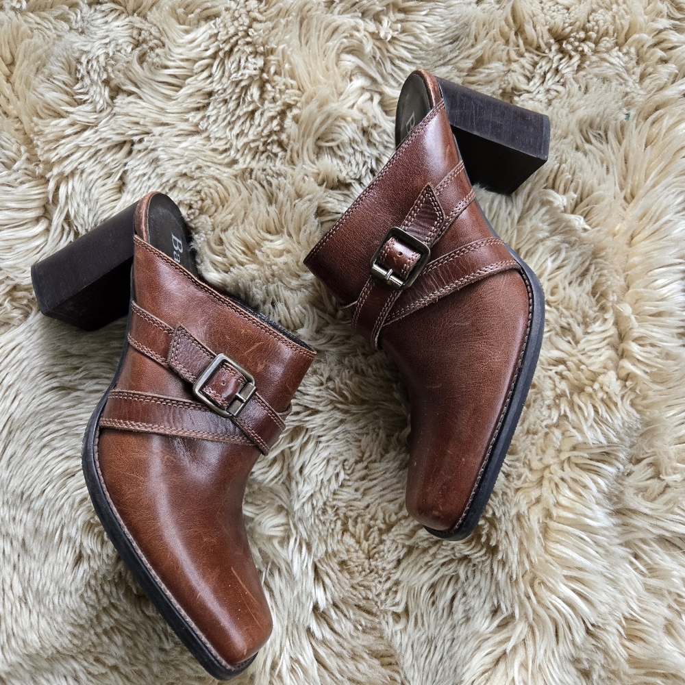 Bass Leather Slip On Brown High Heel Square Toe Buckle Clogs Mules 90s Y2K Sz 8 - Picture 1 of 7